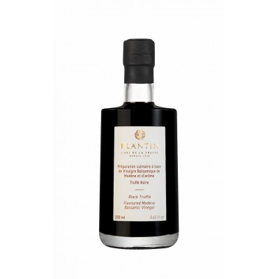 Kulinarische Spezialität auf der Basis von Balsamico-Essig aus Modena mit schwarzem Trüffelgeschmack