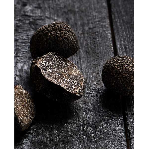 Truffes noires d'Australie entières, fraîches