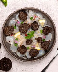 Fresh whole black Australian truffles Fresh whole black Australian truffles
