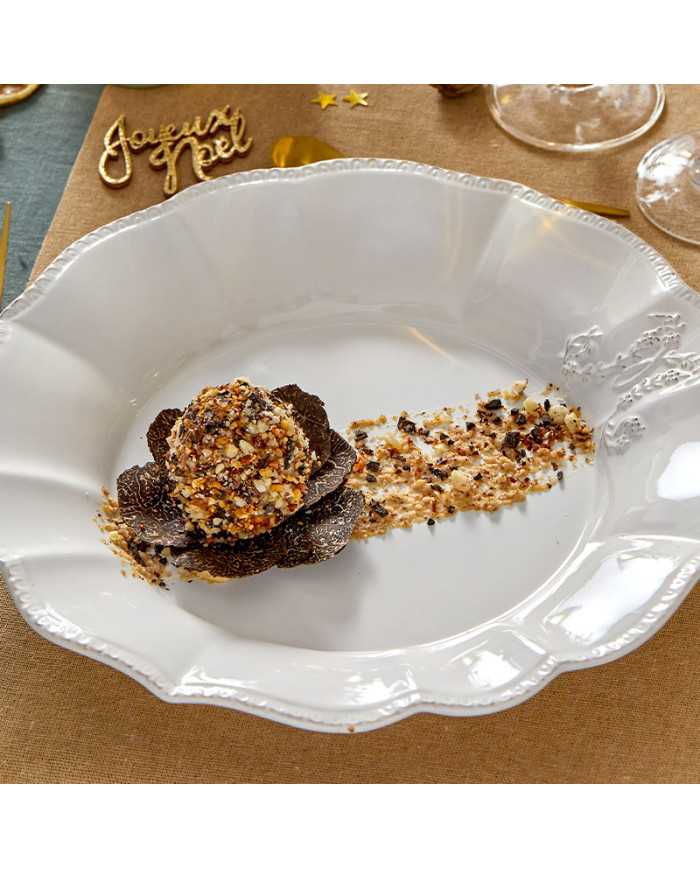 Fresh black truffle slices