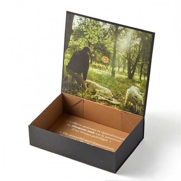 Moyenne boîte cadeau