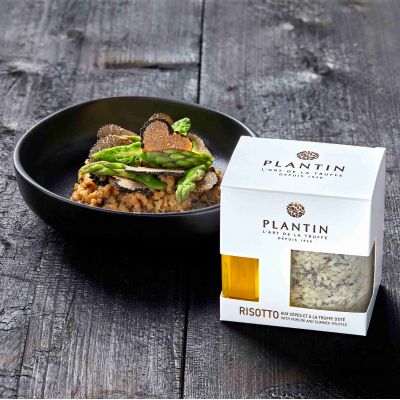 Risotto mit Steinpilzen und Sommertrüffel Risotto mit Steinpilzen und Sommertrüffel