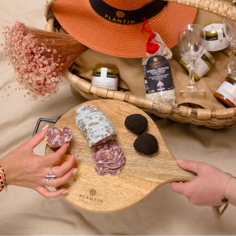 Saucisson à la truffe d'été - Pur porc du Ventoux Saucisson à la truffe d'été - Pur porc du Ventoux