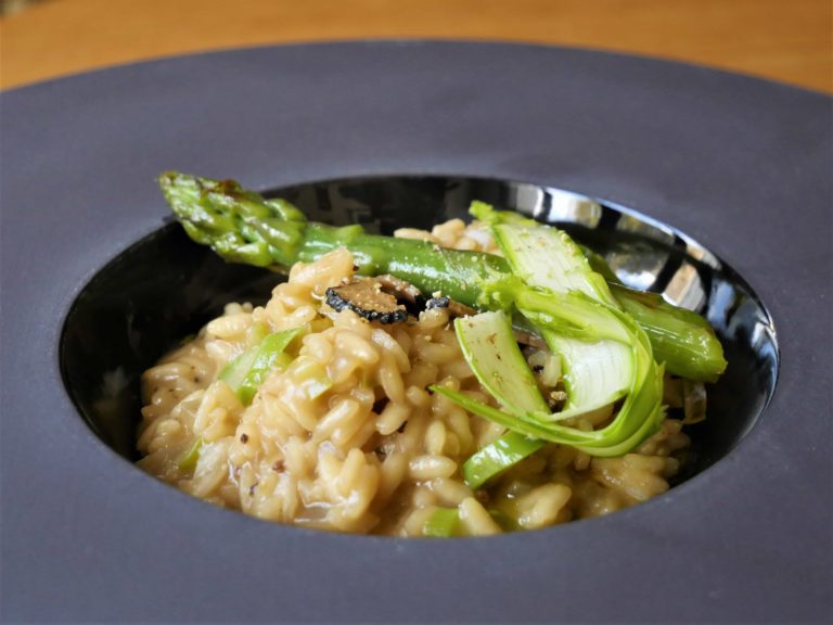 recette risotto truffé d'été cèpes et asperges