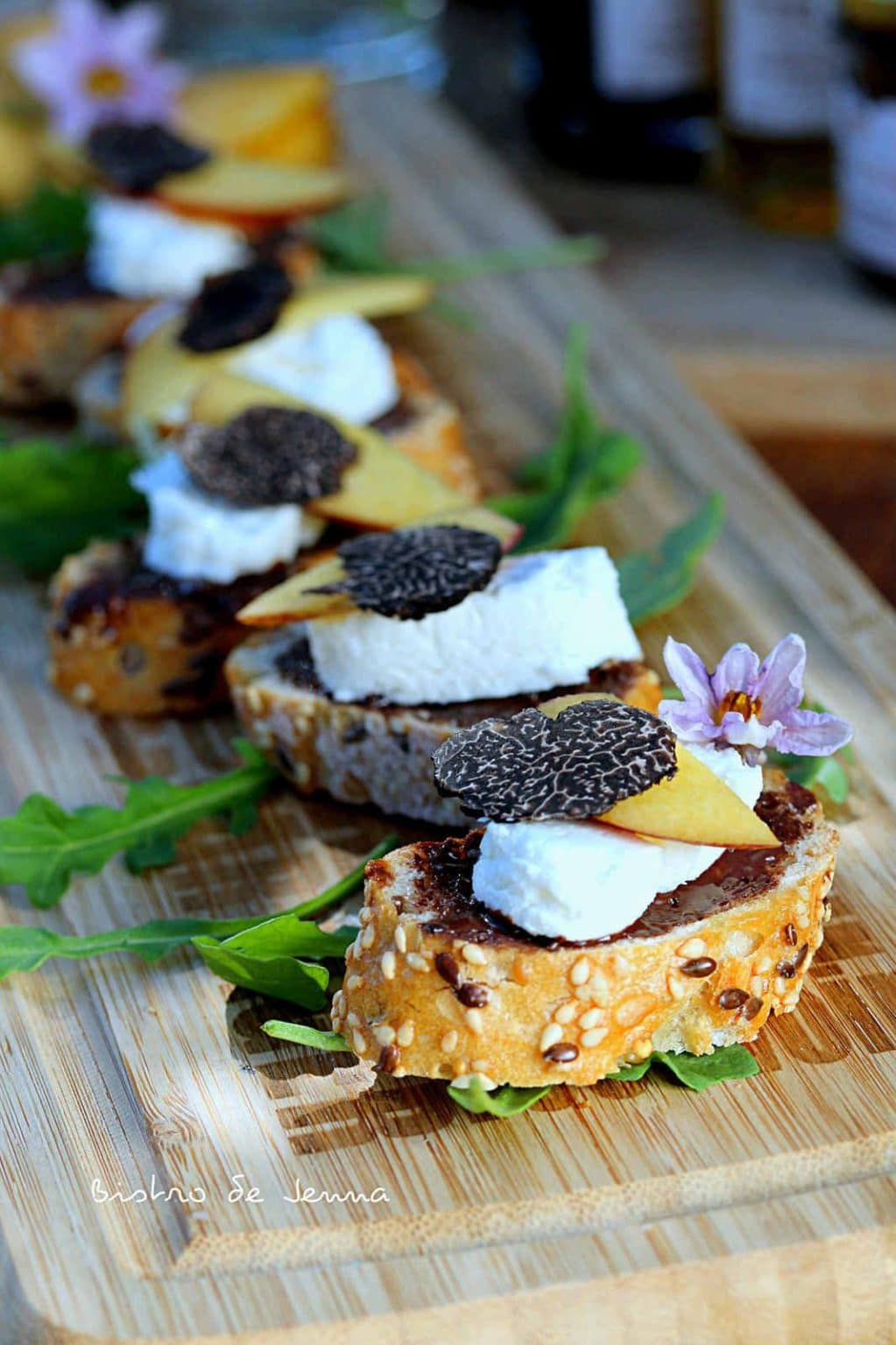 Bruschette al tartufo nero