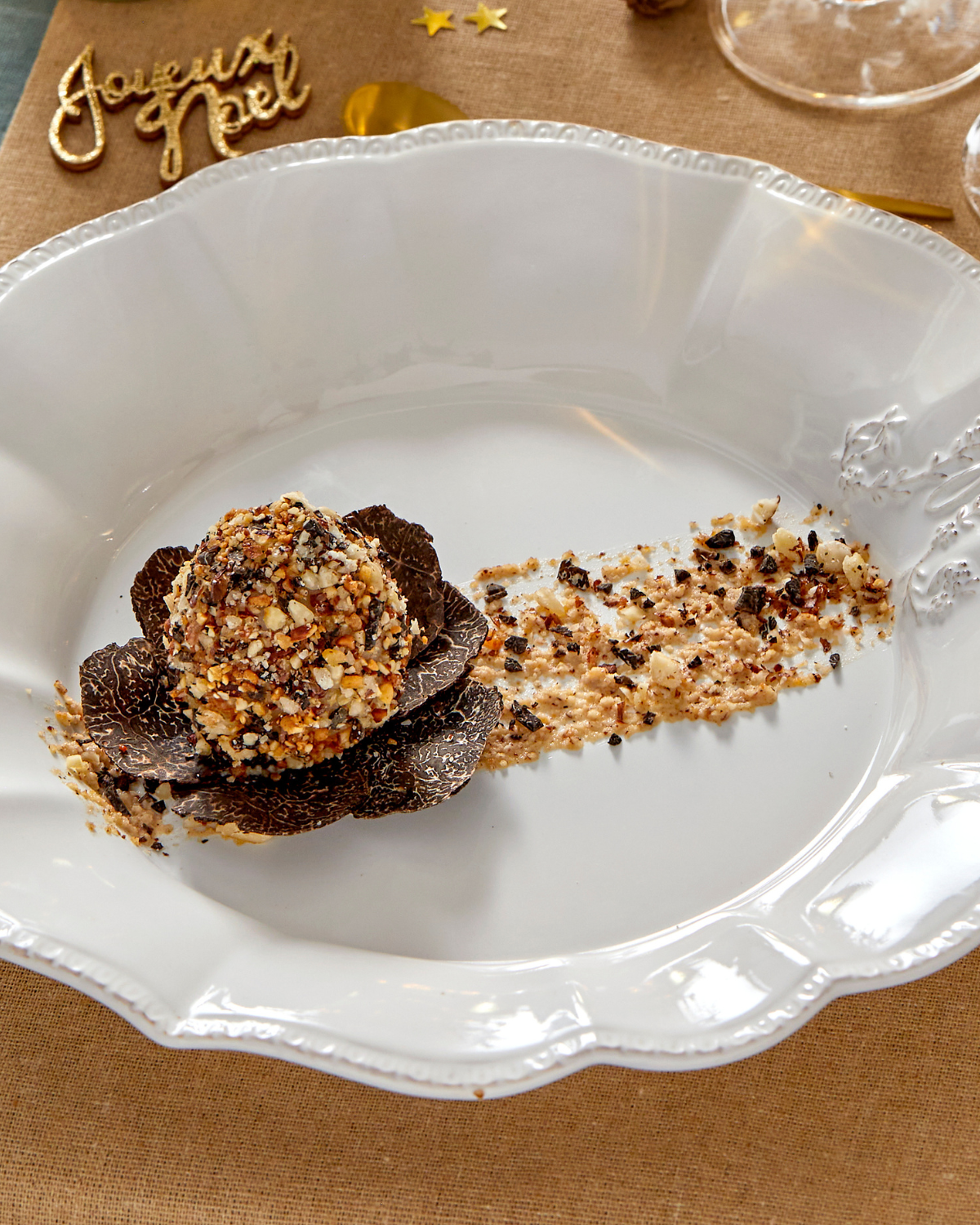 Saint-Jacques truffe noire Plantin marinées au jus de truffe